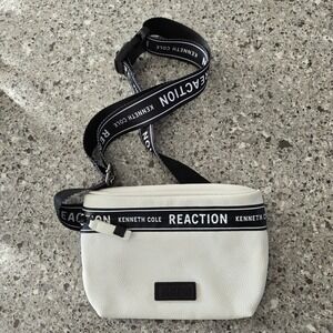 Kenneth Cole Reaction Belt Bad Purse Crossbody OS